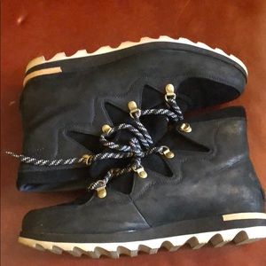 Sorel Women's Sneakchic Alpine Booties